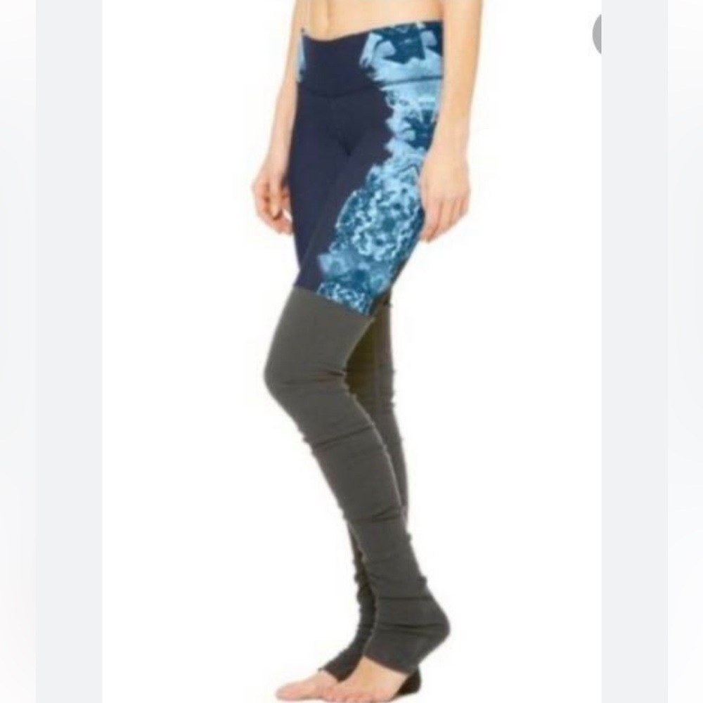 Alo Yoga Goddess Crystal Sky Geometric Athleisure Blue Grey Leggings